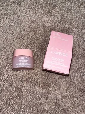 LANEIGE Bouncy & Firm Lip Treatment - Soft Pink Packaging